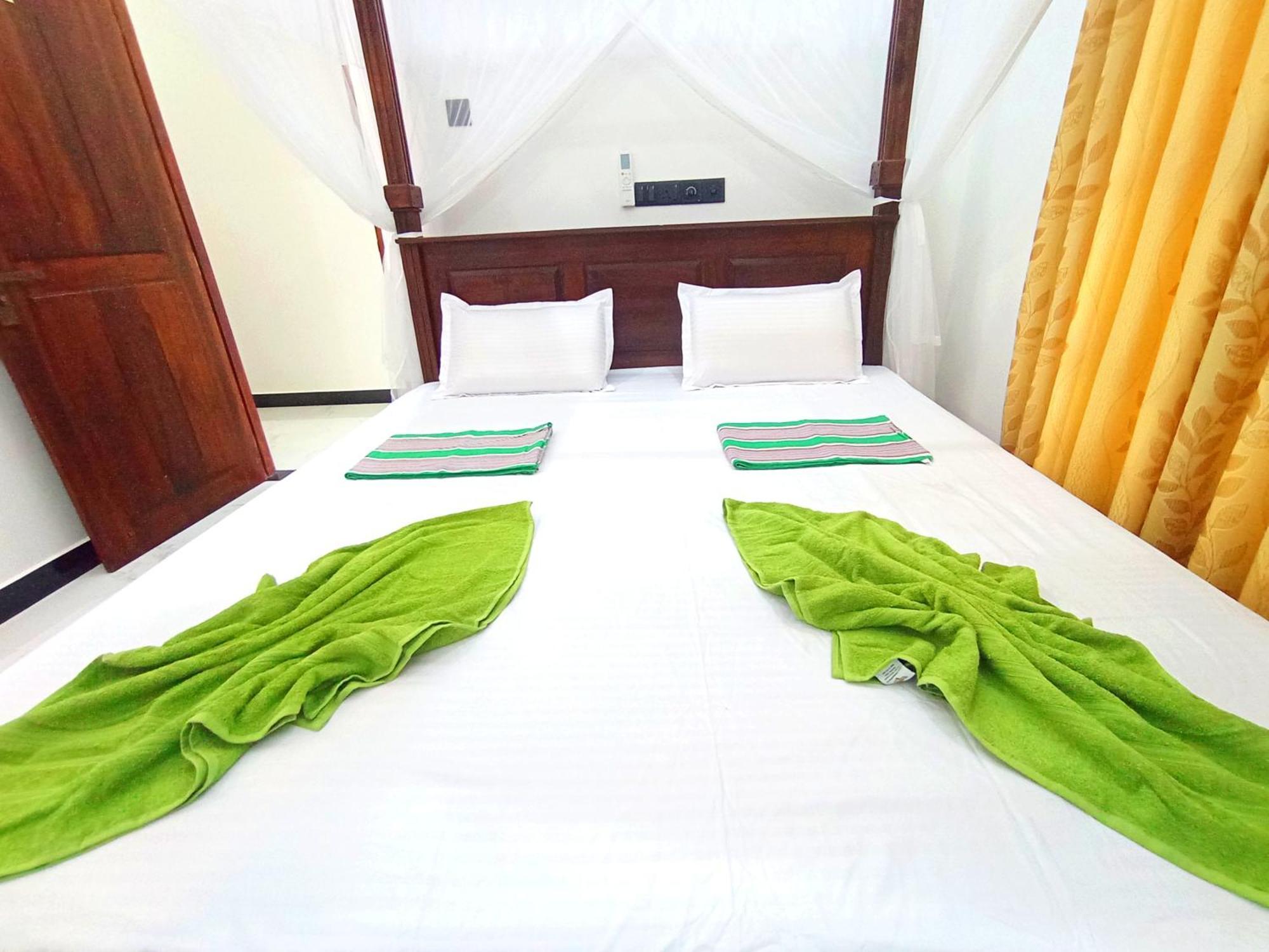 Amal Guest House Mirissa Exterior foto