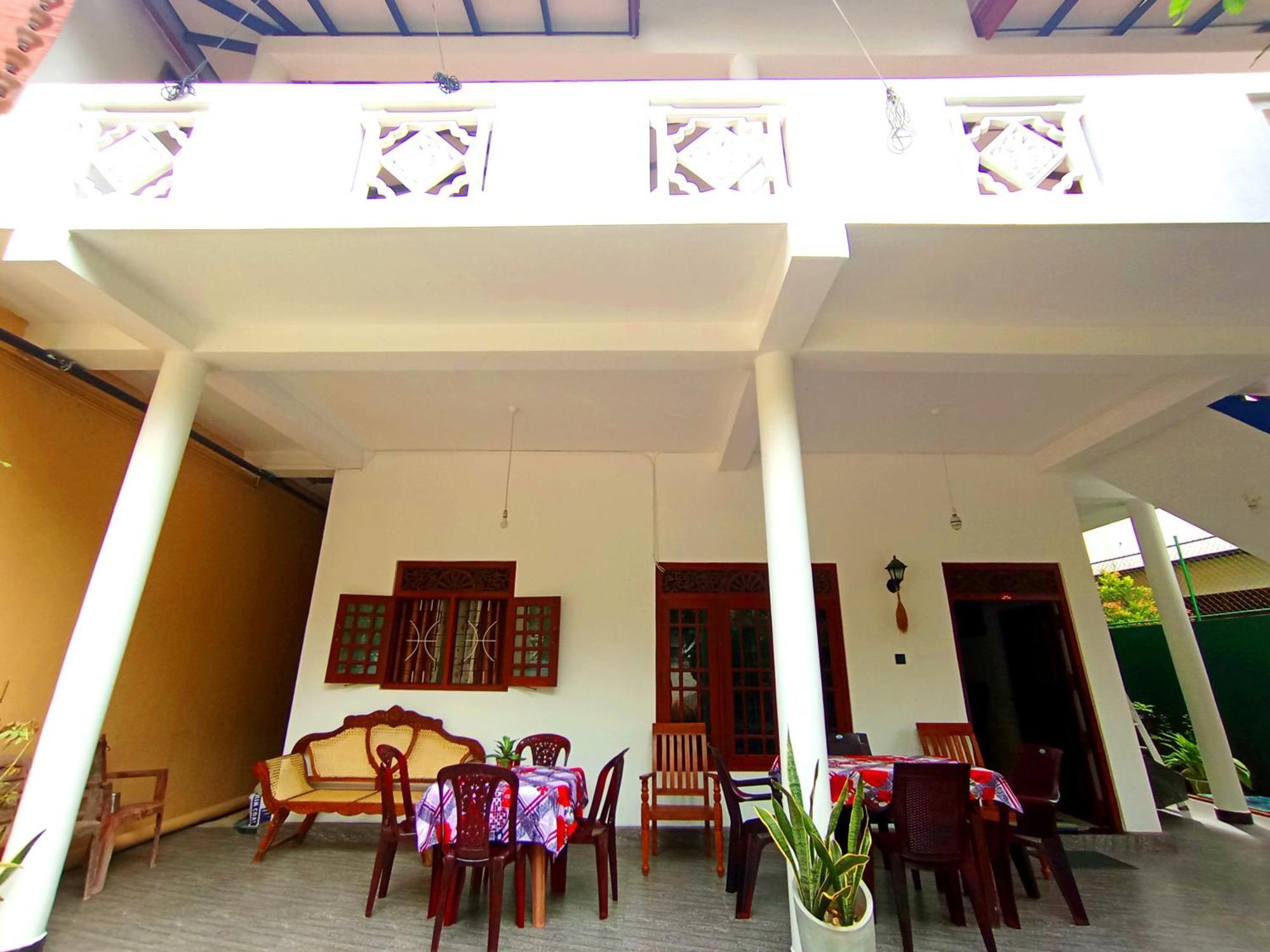 Amal Guest House Mirissa Exterior foto